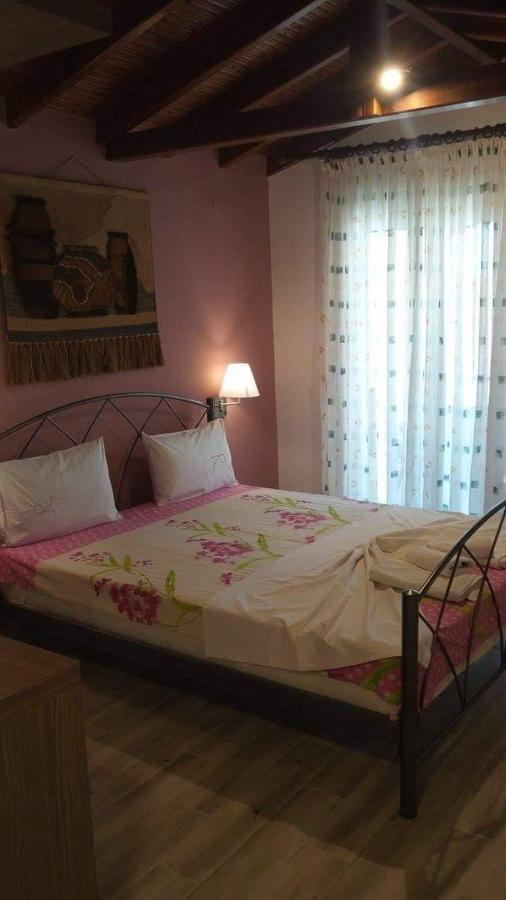 House Roula Hotel Neos Marmaras Bagian luar foto