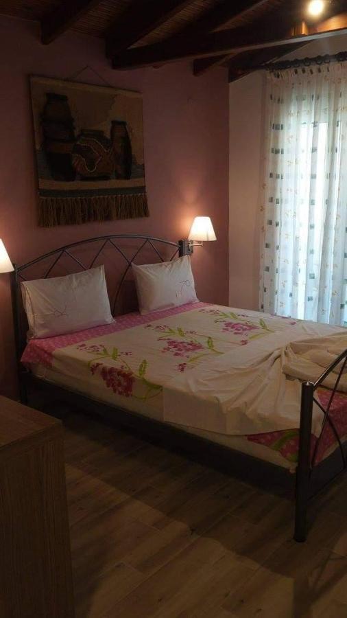 House Roula Hotel Neos Marmaras Bagian luar foto