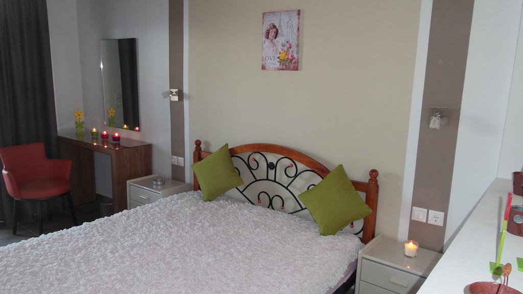 House Roula Hotel Neos Marmaras Ruang foto