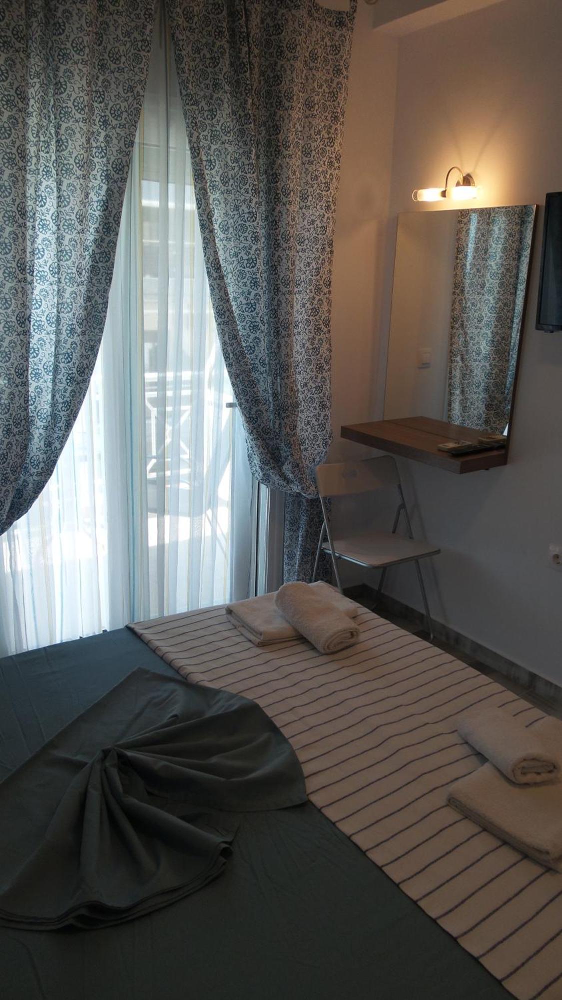 House Roula Hotel Neos Marmaras Bagian luar foto