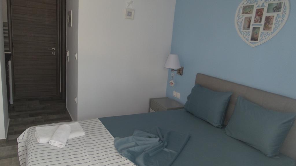 House Roula Hotel Neos Marmaras Bagian luar foto