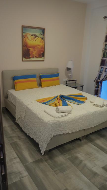 House Roula Hotel Neos Marmaras Bagian luar foto