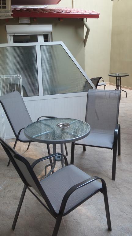 House Roula Hotel Neos Marmaras Bagian luar foto