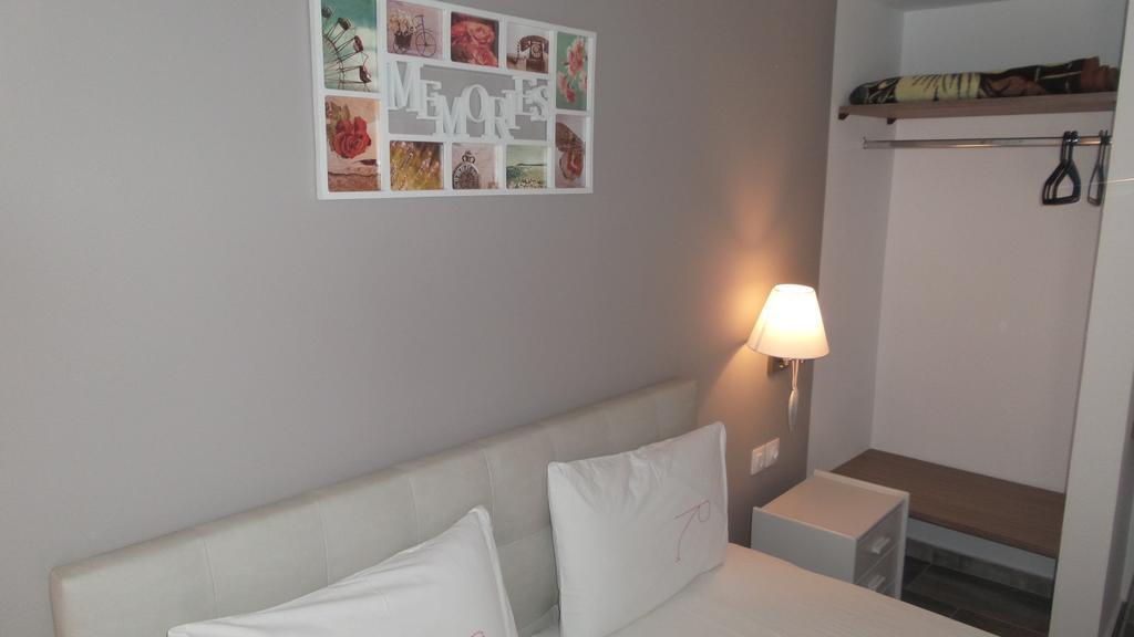 House Roula Hotel Neos Marmaras Bagian luar foto